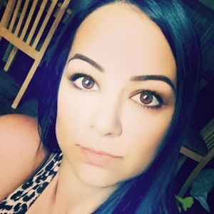 Meet your Posher, Deanna